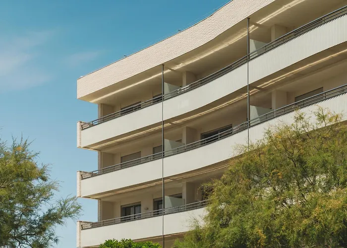 Apartamentos Roses Platja